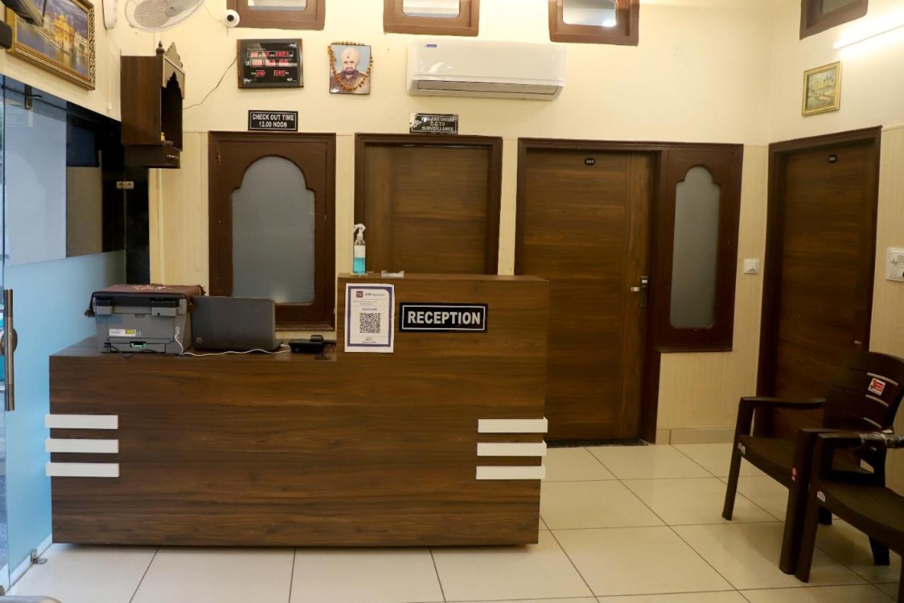 Rk Lodge Amritsar Ngoại thất bức ảnh