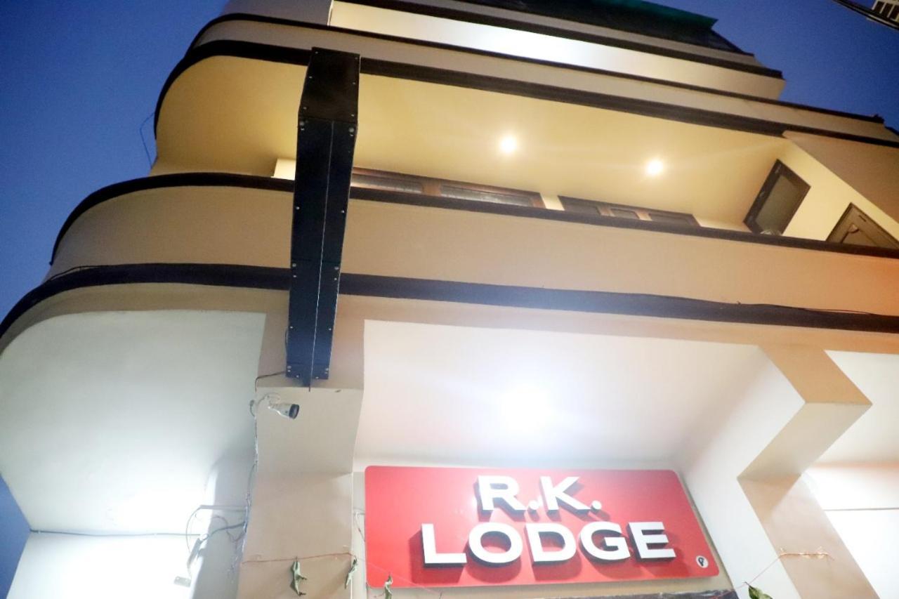 Rk Lodge Amritsar Ngoại thất bức ảnh