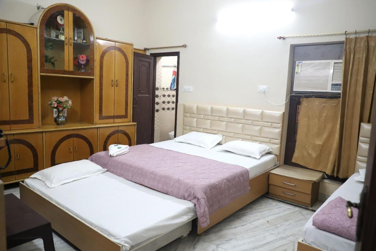 Rk Lodge Amritsar Ngoại thất bức ảnh