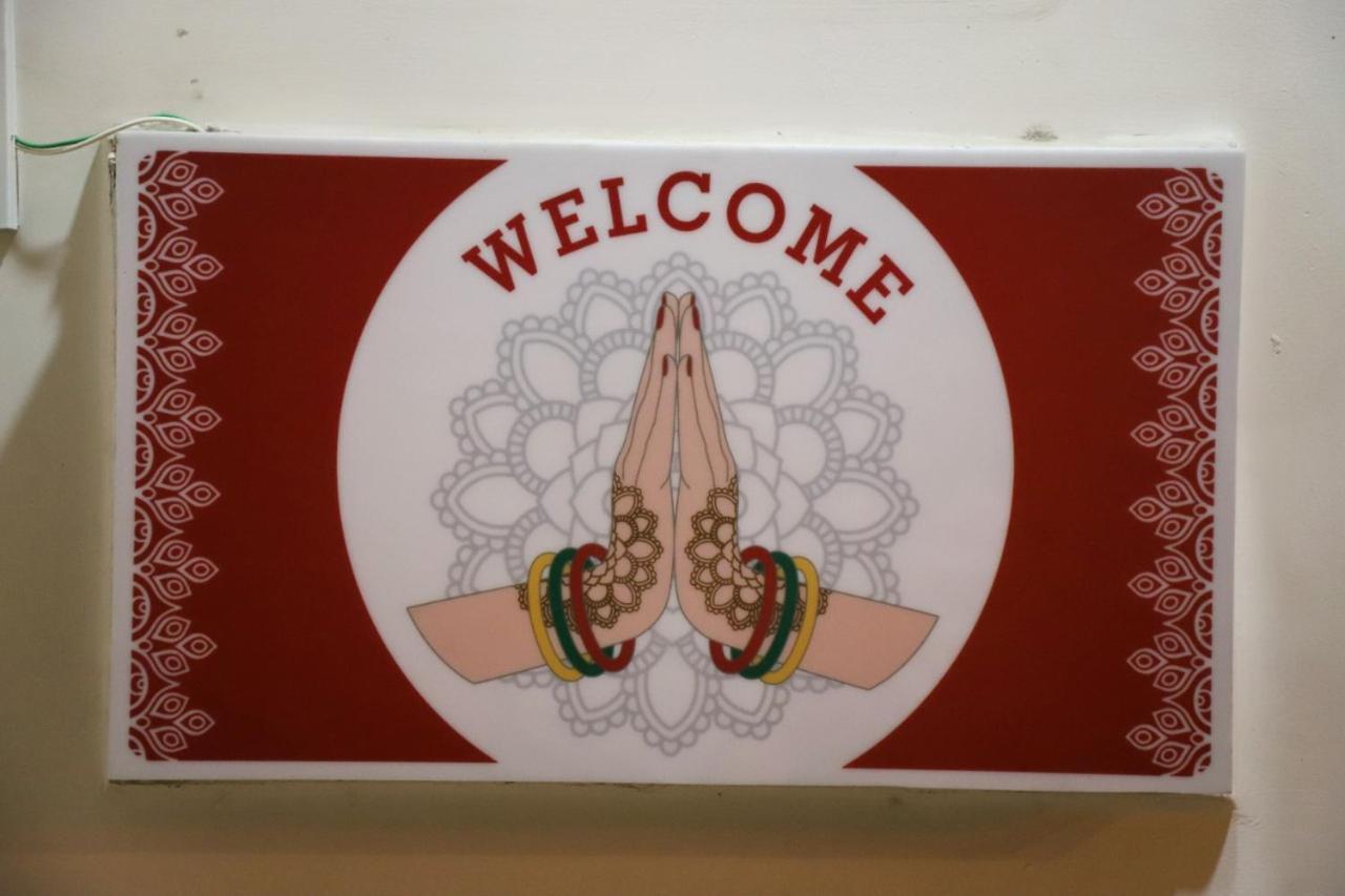 Rk Lodge Amritsar Ngoại thất bức ảnh